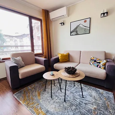 Mountain Cedar Pine 1 Bedroom Near Gondola Bansko