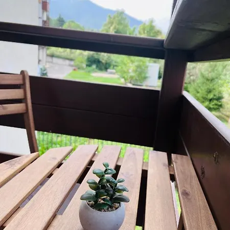 Apartment Mountain Cedar Pine 1 Bedroom Near Gondola Bansko