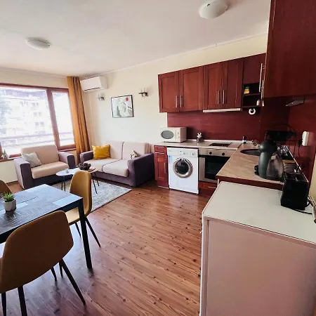 Mountain Cedar Pine 1 Bedroom Near Gondola Bansko