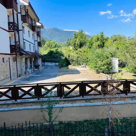 Apartment Mountain Cedar Pine 1 Bedroom Near Gondola Bansko