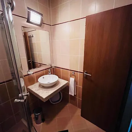 Mountain Cedar Pine 1 Bedroom Near Gondola Apartment