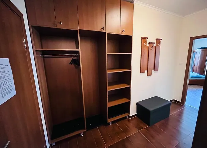 Mountain Cedar Pine 1 Bedroom Near Gondola Apartman *